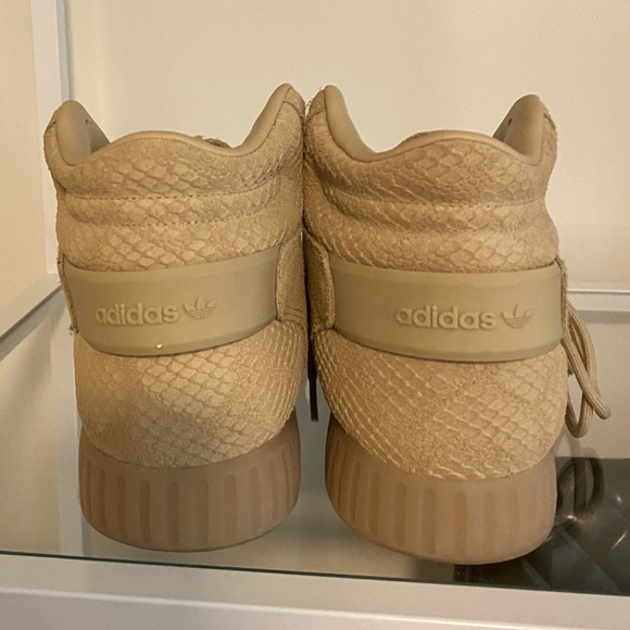 Men’s Adida Tubulars - Picture 3 of 5